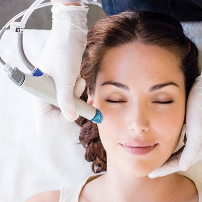 HydraFacial for Acne-Prone Skin 2 HydraFacial for Acne Prone Skin in Abu Dhabi