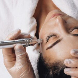 Blog 11 Aqua Peel Hydrafacial in Abu Dhabi