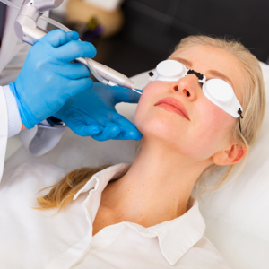Home 12 Why CO2 Laser Fractional is the Ultimate Anti-Aging Solution